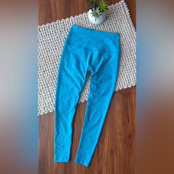 Beyond Yoga Pants - Beyond Yoga | Spacedye Caught in the Midi Leggings in Blue Glow Heather | Medium